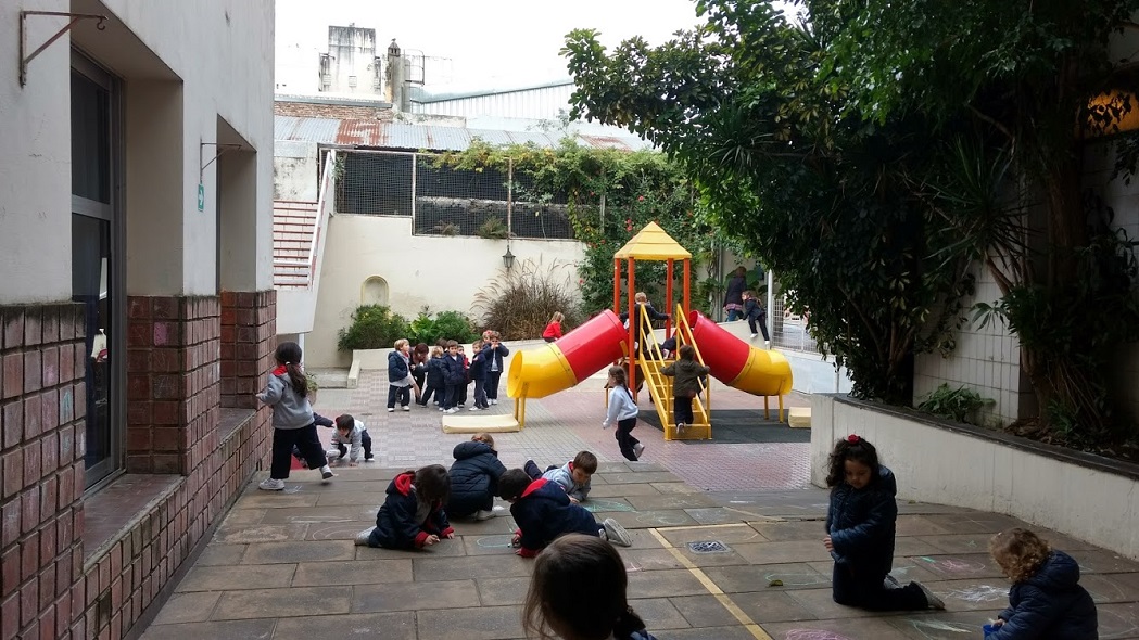 La pochoclera en la semana de los Jardines de infantes